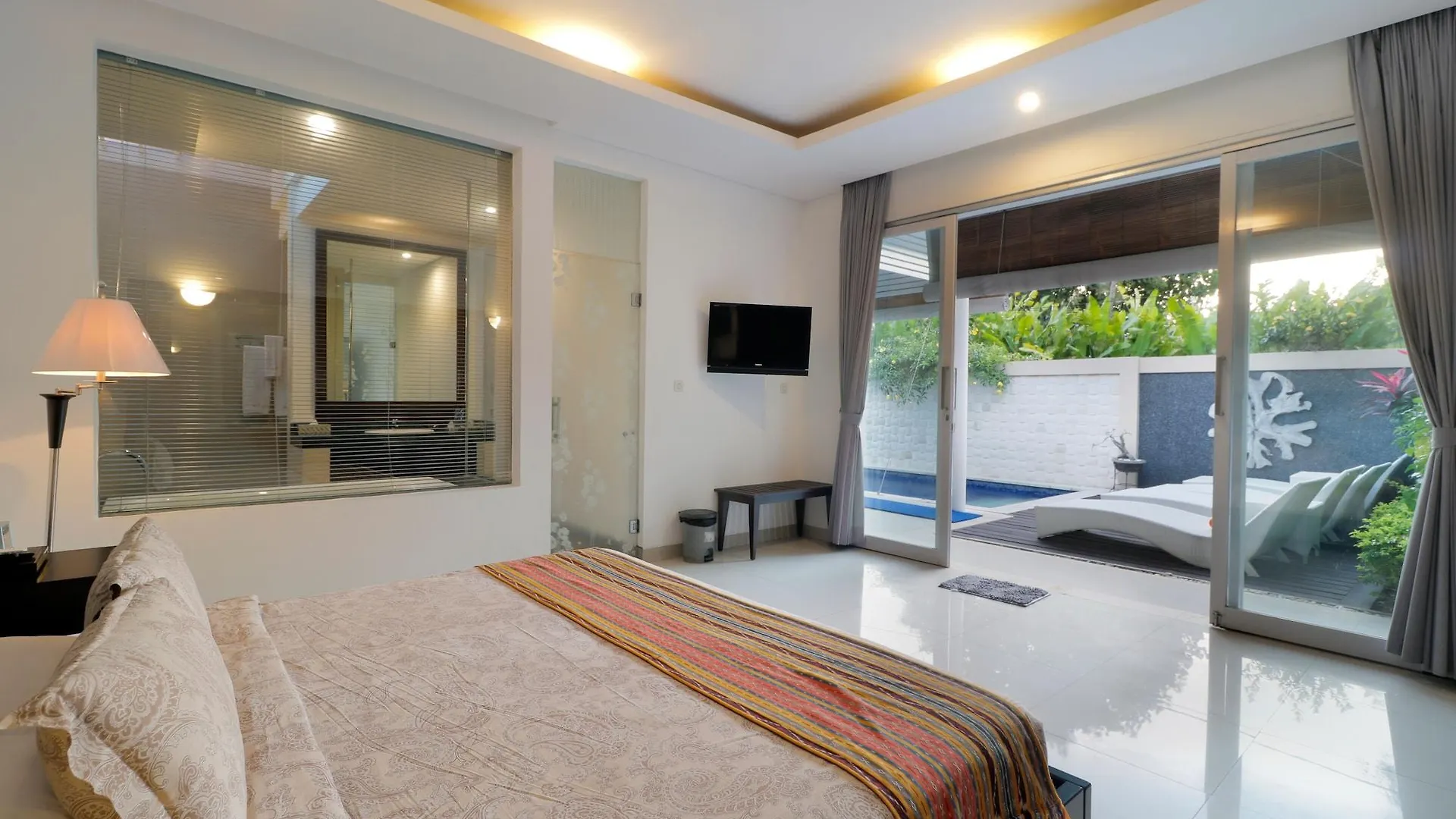 Heliconia Villa Seminyak