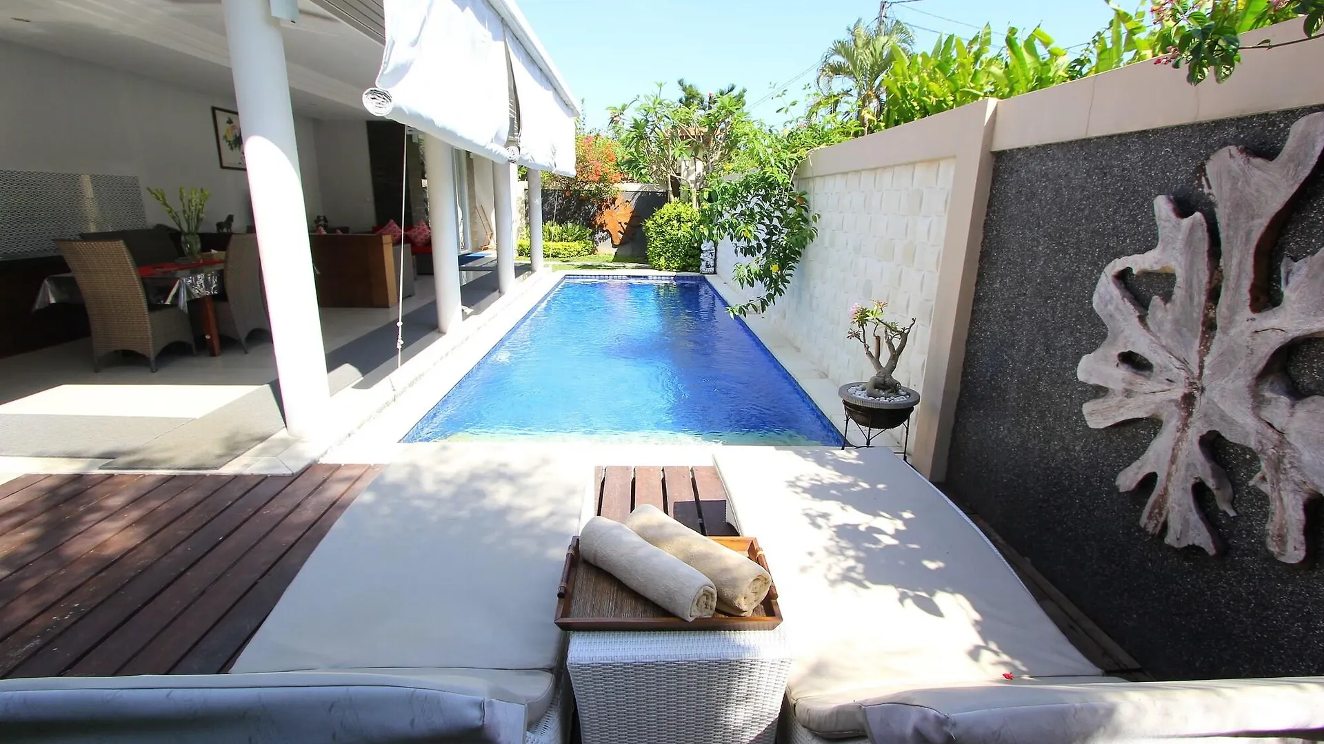 Heliconia Villa Seminyak  0*, Seminyak (Bali)