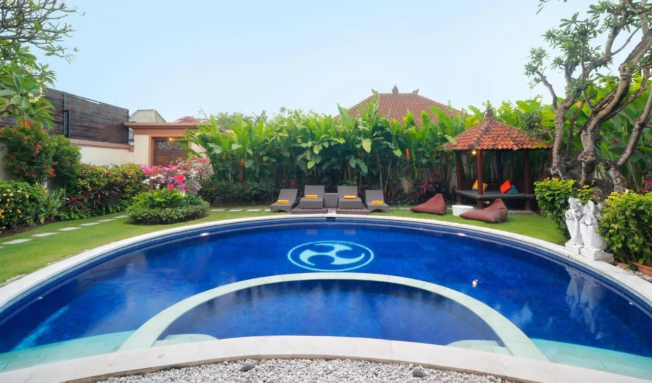 Heliconia Villa Seminyak   Seminyak (Bali)